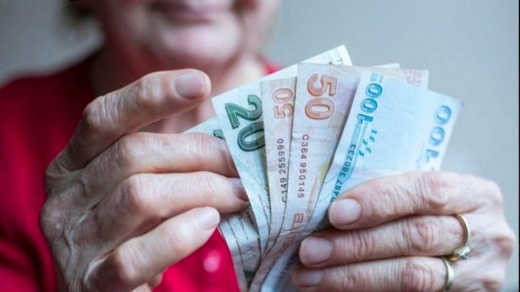 Emekli zammının netleşmesinin ardından banka promosyonları anında güncellendi: Yıllardır uygulanan sistem değişiyor 1